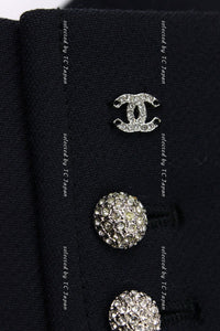 CHANEL 02A Dark Navy Rhinestones Vintage Wool Jacket Skirt Suit 38 40 42 シャネル ダークネイビー・ウール・ヘップバーン風・ラインストーン・王冠ジャケット 即発