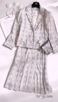 CHANEL 80's Vintage White Navy Silk Jacket Skirt Suit 34 シャネル ヴィンテージ ホワイト ネイビー シルク ジャケット スカート スーツ 即発