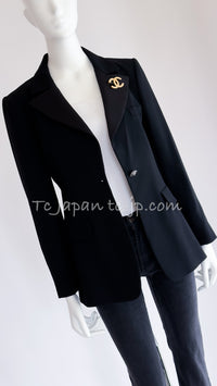 CHANEL 08PF Black Wool Lion Button Blazer Jacket 36 シャネル ブラック・ウール・ライオンボタン・ジャケット