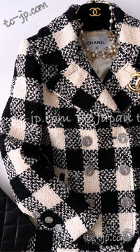 CHANEL 16PF Ivory Black Wool Silk Double Tweed Coat 34 36 38 40 シャネル アイボリー ブラック ウール シルク チェック ツイード コート メンズも!即発