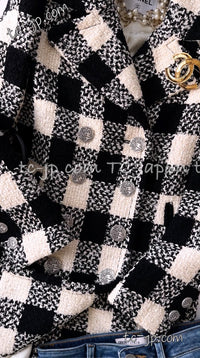 CHANEL 16PF Ivory Black Wool Silk Double Tweed Coat 34 36 38 40 シャネル アイボリー ブラック ウール シルク チェック ツイード コート メンズも!即発