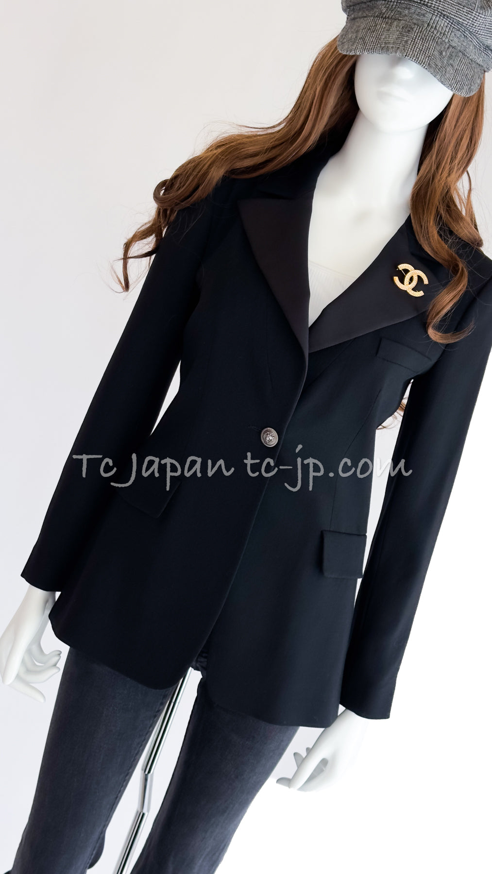 CHANEL 08PF Black Wool Lion Button Blazer Jacket 36 シャネル ブラック・ウール・ライオンボタン・ジャケット
