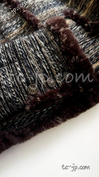 CHANEL 05A Black Charcoal Rabbit Fur trim Jacket Skirt Suit 38 42 シャネル ブラック・チャコール グレー・ラビット ファー ・ジャケット・スカート・スーツ 即発