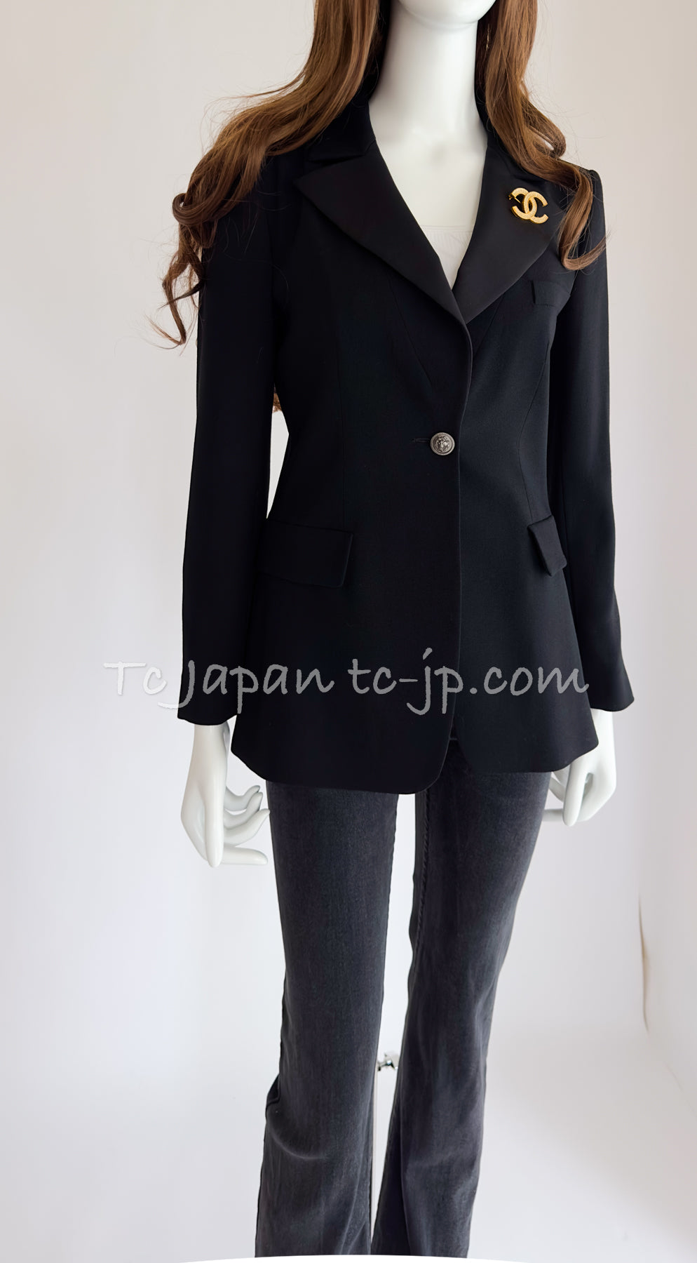 CHANEL 08PF Black Wool Lion Button Blazer Jacket 36 シャネル ブラック・ウール・ライオンボタン・ジャケット