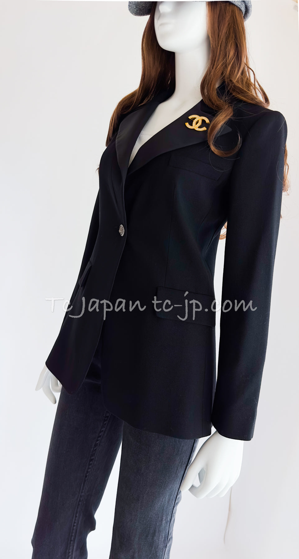 CHANEL 08PF Black Wool Lion Button Blazer Jacket 36 シャネル ブラック・ウール・ライオンボタン・ジャケット
