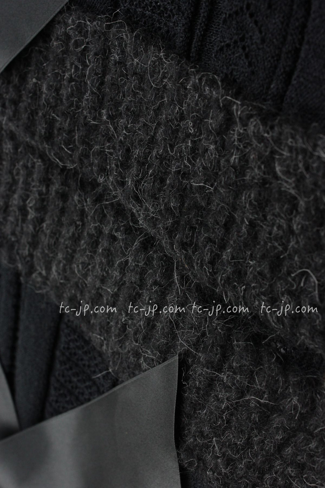 CHANEL 07PF Charcoal Black Alpaca Cardigan 36 38 シャネル 高級アルパカ リボン チャコール グレー ブラック カーディガン