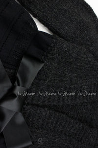 CHANEL 07PF Charcoal Black Alpaca Cardigan 36 38 シャネル 高級アルパカ リボン チャコール グレー ブラック カーディガン