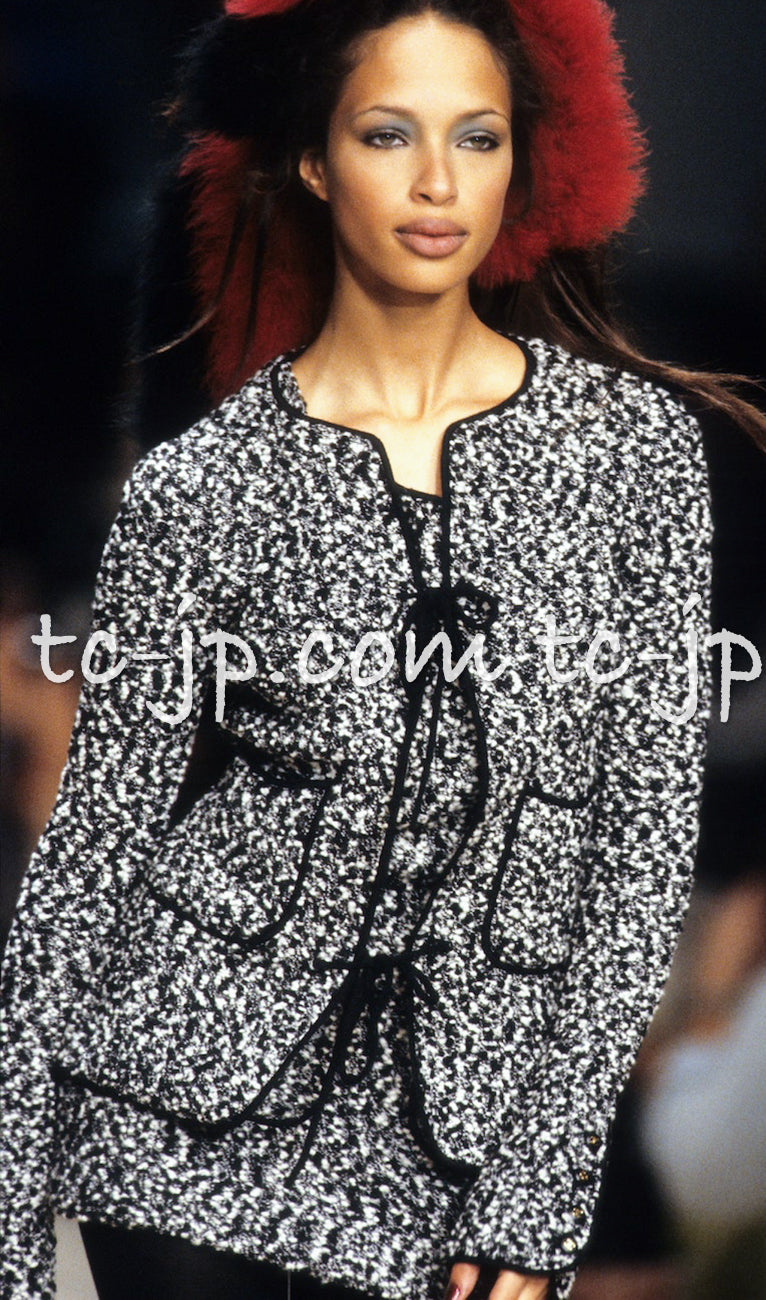 CHANEL 94A Black White Cardigan Jacket & Dress Set 38 シャネル ブラック・ホワイト・カーディガン・ジャケット&ワンピース 即発