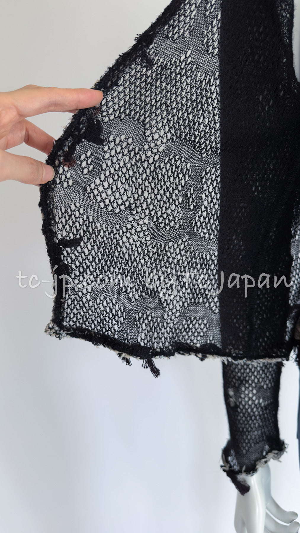CHANEL 05C Black CC Logo Cashmere Cardigan Tops 36 38 シャネル ブラック CCロゴ カシミア カーディガン トップス 即発