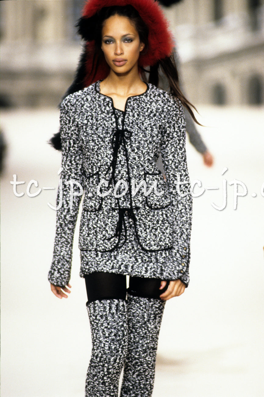 CHANEL 94A Black White Cardigan Jacket & Dress Set 38 シャネル ブラック・ホワイト・カーディガン・ジャケット&ワンピース 即発
