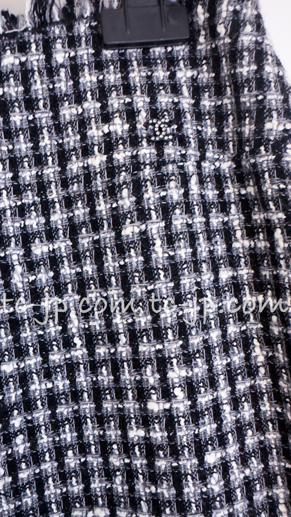 CHANEL 04PF Black Ivory Bow Ribbon Jacket Skirt 36 シャネル ブラック アイボリー リボン ツイード ジャケット スカート 即発