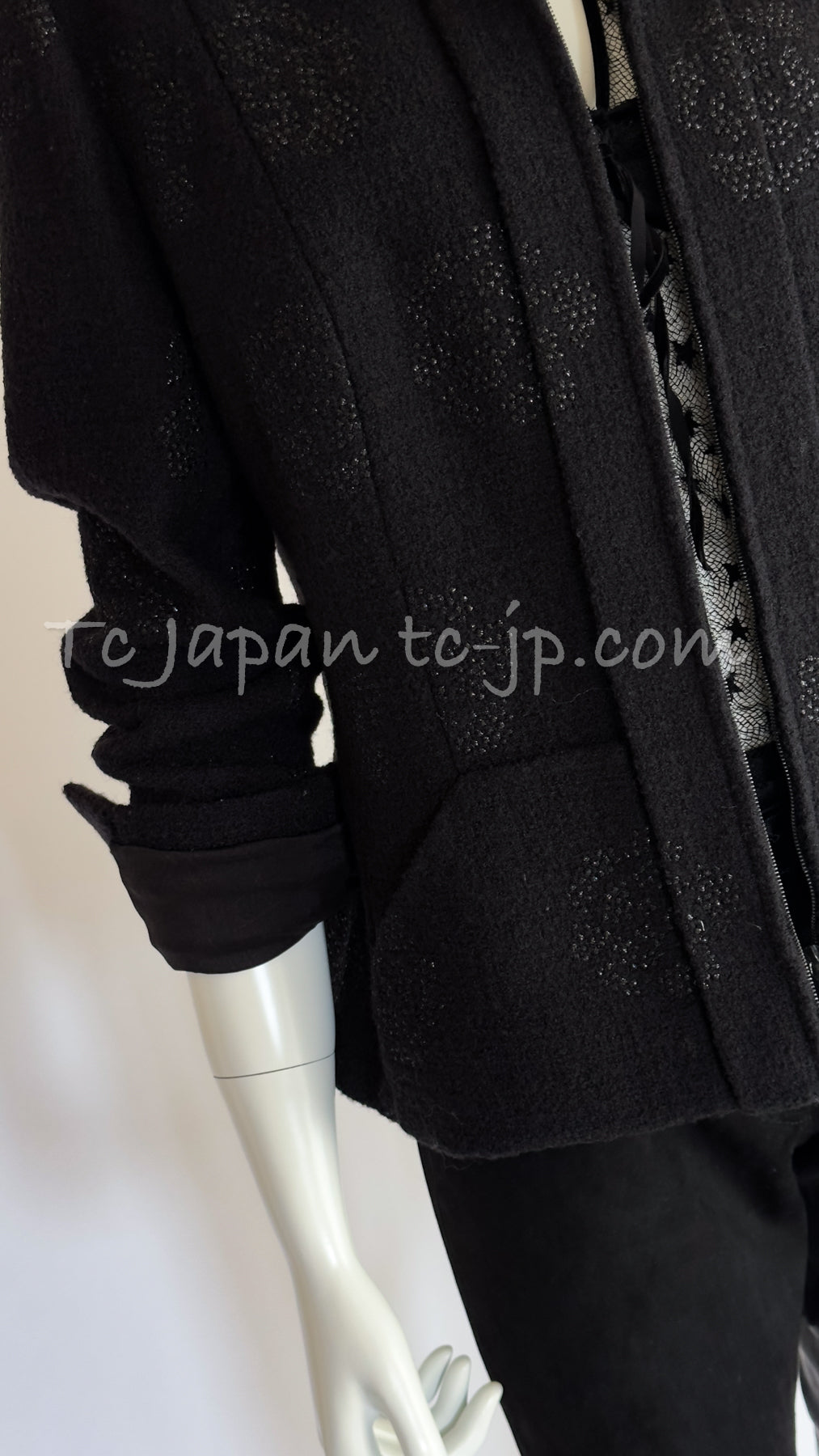 CHANEL 03C Black Camellia Stand Collar Zipper Jacket 40 42 シャネル ブラック・カメリア・スタンドカラー・ジッパー・ジャケット 即発