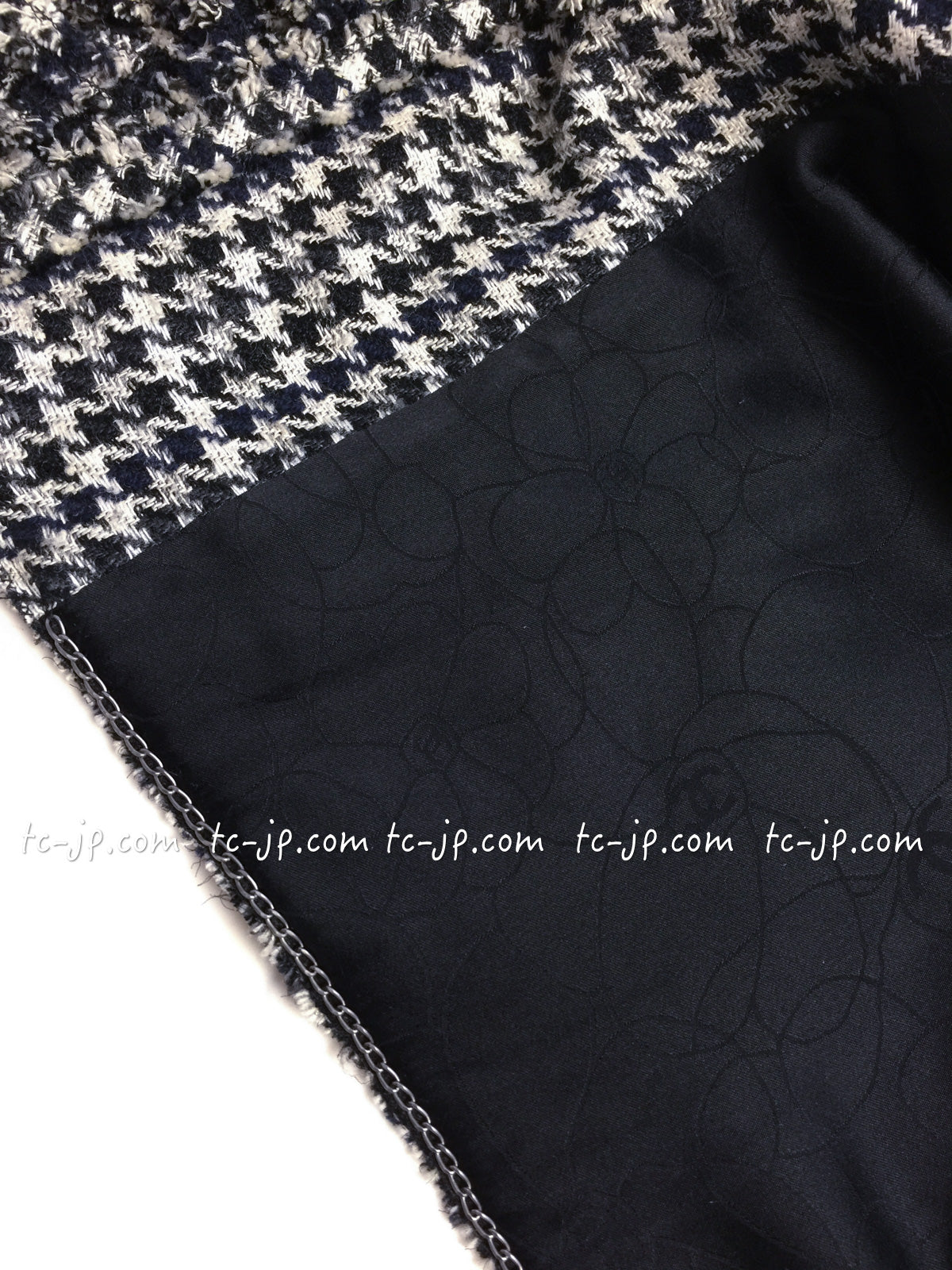 CHANEL 07S Black Gray Houndstooth Fringe Silk Linen Wool Tweed Jacket 34 36 シャネル ブラック グレー フリンジ ツイード ジャケット 千鳥格子 即発
