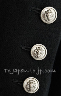 CHANEL 08PF Black Wool Lion Button Blazer Jacket 36 シャネル ブラック・ウール・ライオンボタン・ジャケット