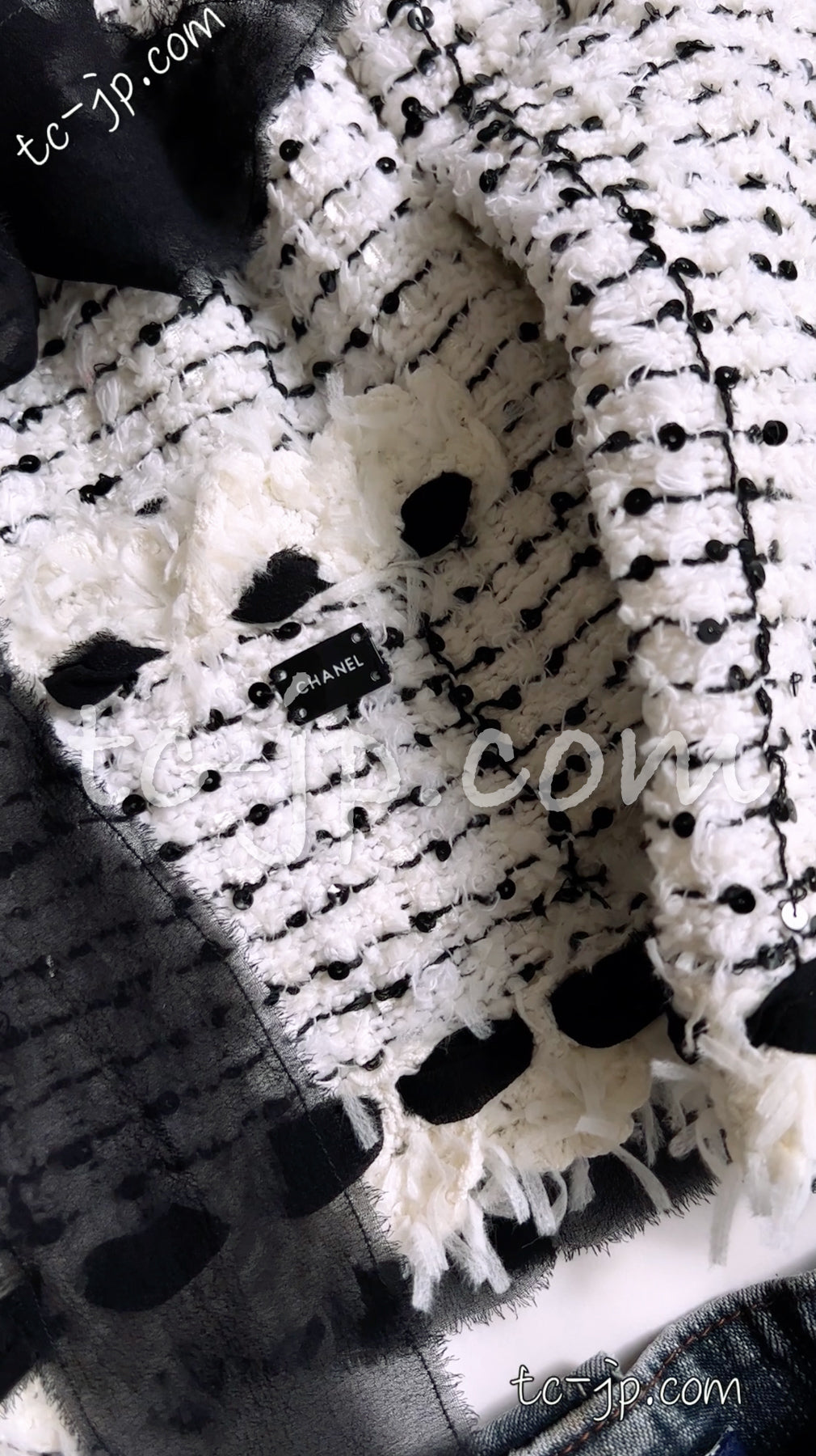 CHANEL 05S White Black Tweed Cardigan Jacket 34 36 シャネル ホワイト ブラック リボン ツイード カーディガン ジャケット 即発
