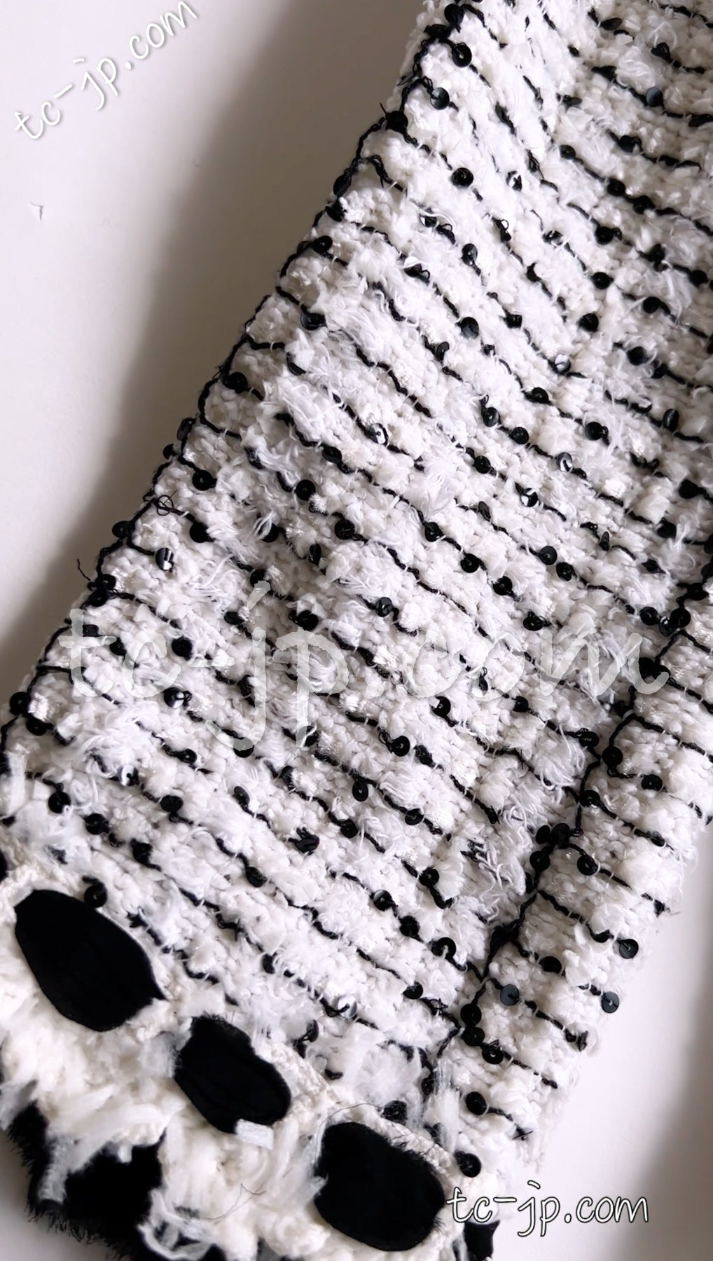 CHANEL 05S White Black Tweed Cardigan Jacket 34 36 シャネル ホワイト ブラック リボン ツイード カーディガン ジャケット 即発