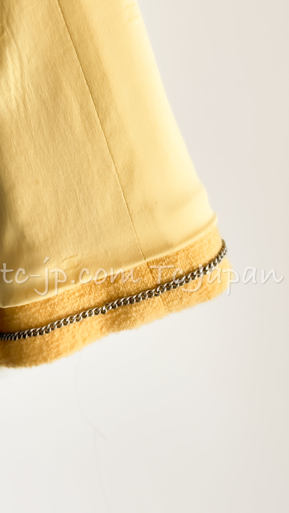 CHANEL 99C Soft Yellow CC Buttons Wool Tweed Jacket 38 40 シャネル ソフトイエロー・CCボタン・ウール・ジャケット 即発