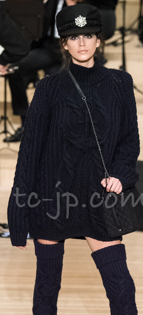 CHANEL 18PF Navy Wool Cashmere Dress Knit Sweater 38 40 42 シャネル ネイビー・ウール・カシミア・ケーブル・ニット・ワンピース・セーター 即発