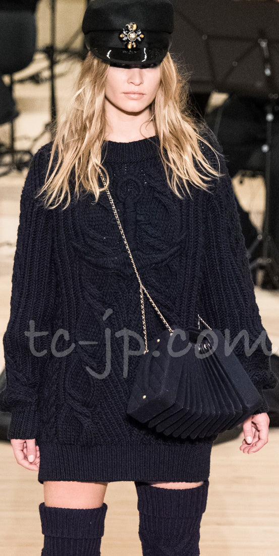 CHANEL 18PF Navy Wool Cashmere Dress Knit Sweater 38 40 42 シャネル ネイビー・ウール・カシミア・ケーブル・ニット・ワンピース・セーター 即発