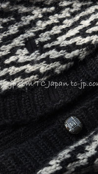 CHANEL 10A Black Ivory Wool Mohair Alpaca Knit Cardigan 34 シャネル ブラック アイボリー モヘア アルパカ ウール カーディガン 即発