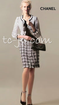 CHANEL 05S White Black Tweed Skirt 36 38 シャネル ホワイト ブラック ツイード スカート 即発