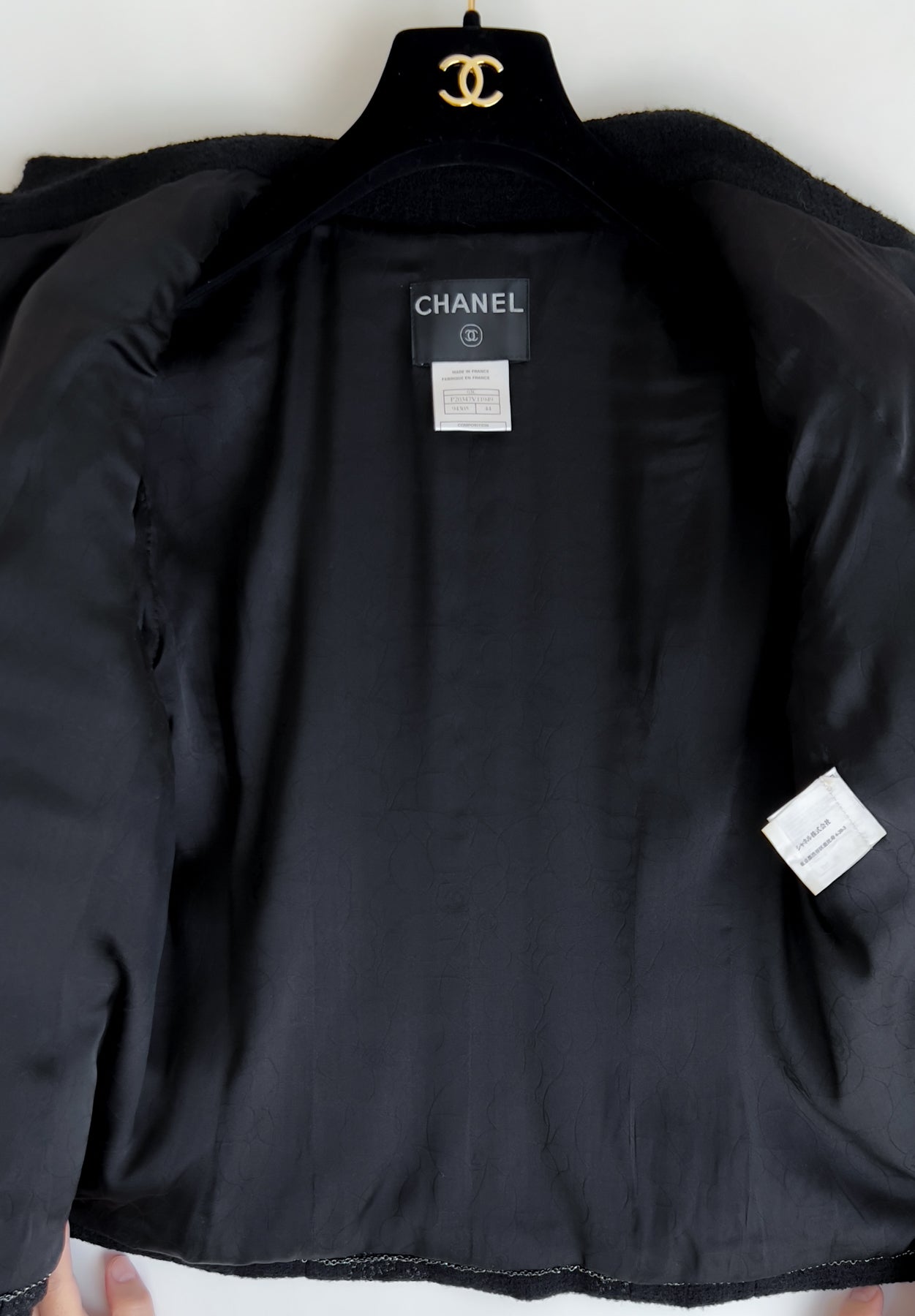 CHANEL 03C Black Camellia Stand Collar Zipper Jacket 40 42 シャネル ブラック・カメリア・スタンドカラー・ジッパー・ジャケット 即発