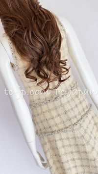 CHANEL 11A $6K Uma Thurman ivory Wool Gold Chain Dress 34 36 38 シャネル アイボリー・ウール・チェーン・ワンピース 即発