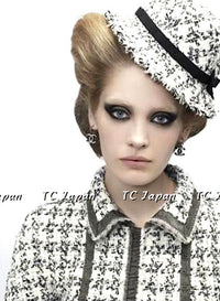 CHANEL 09S Silk Silver skirt Zip Jacket suit 40 42 シャネル ・グレー・ジャケット・スカート 即発 - シャネル TC JAPAN