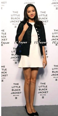 CHANEL 13S Black Stretchable Mesh Jacket With Pearl Button Skirt 40 44 シャネル ブラック ビッグ パール ボタン ストレッチ メッシュ スカート 即発