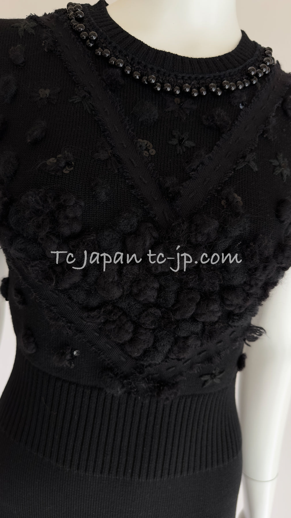 CHANEL 09A Black Beaded Wool Dress 36 シャネル ブラック・ビジュー装飾・ウール・ワンピース 即発