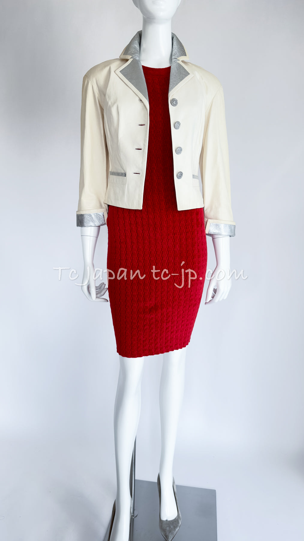 CHANEL 12C ivory Creme Lambskin Leather Jacket with Silver Collars 38 シャネル アイボリー・レザー・ジャケット即発