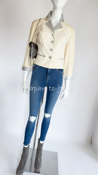 CHANEL 12C ivory Creme Lambskin Leather Jacket with Silver Collars 38 シャネル アイボリー・レザー・ジャケット即発