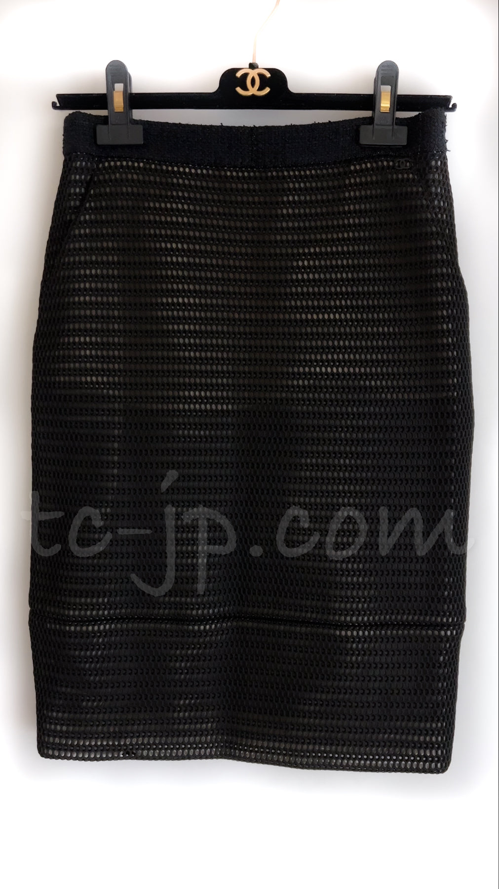 CHANEL 13S Black Stretchable Mesh Jacket With Pearl Button Skirt 40 44 シャネル ブラック ビッグ パール ボタン ストレッチ メッシュ スカート 即発