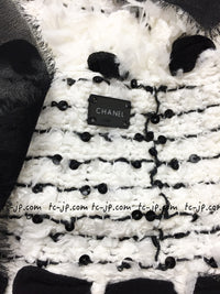 CHANEL 05S White Black Tweed Cardigan Jacket 36 38 シャネル ホワイト ブラック リボン ツイード カーディガン ジャケット 即発