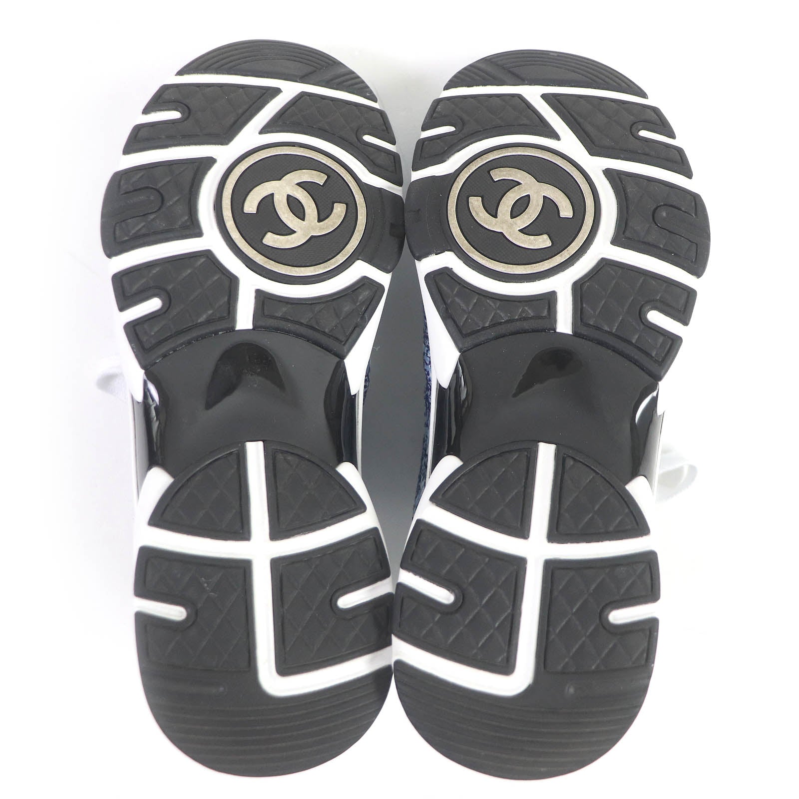 CHANEL ローカットスニーカー