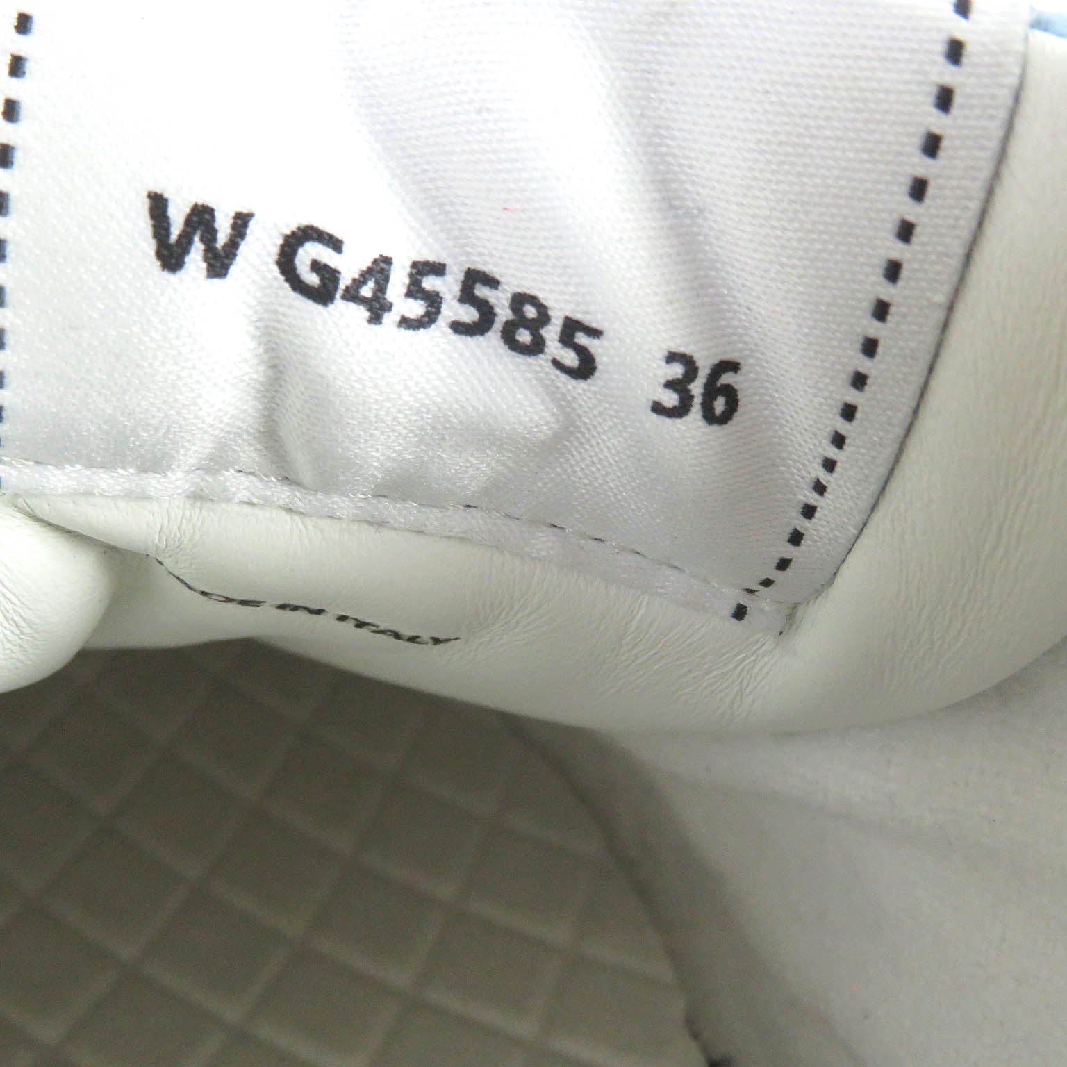 CHANEL ローカットスニーカー