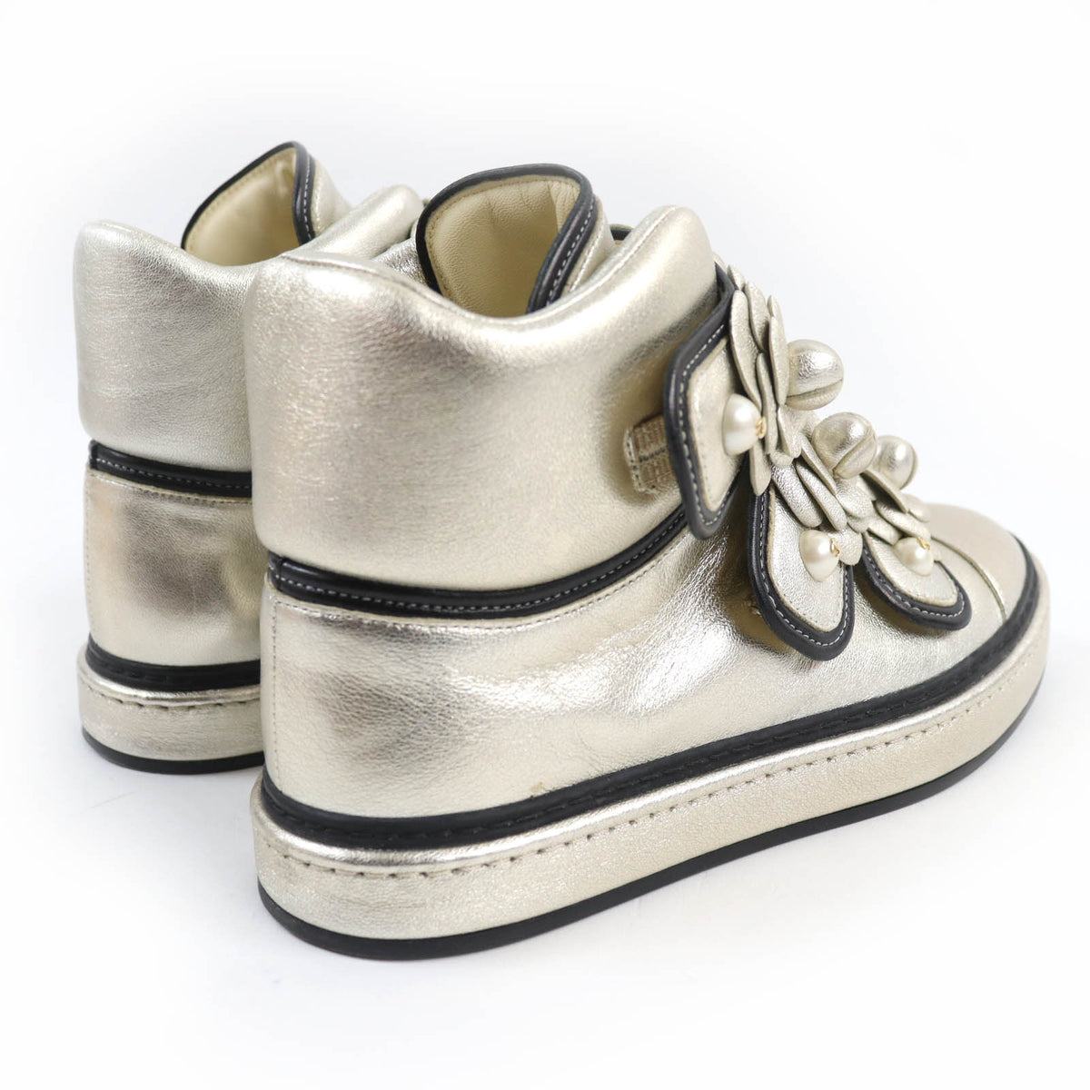 CHANEL ハイカットスニーカー