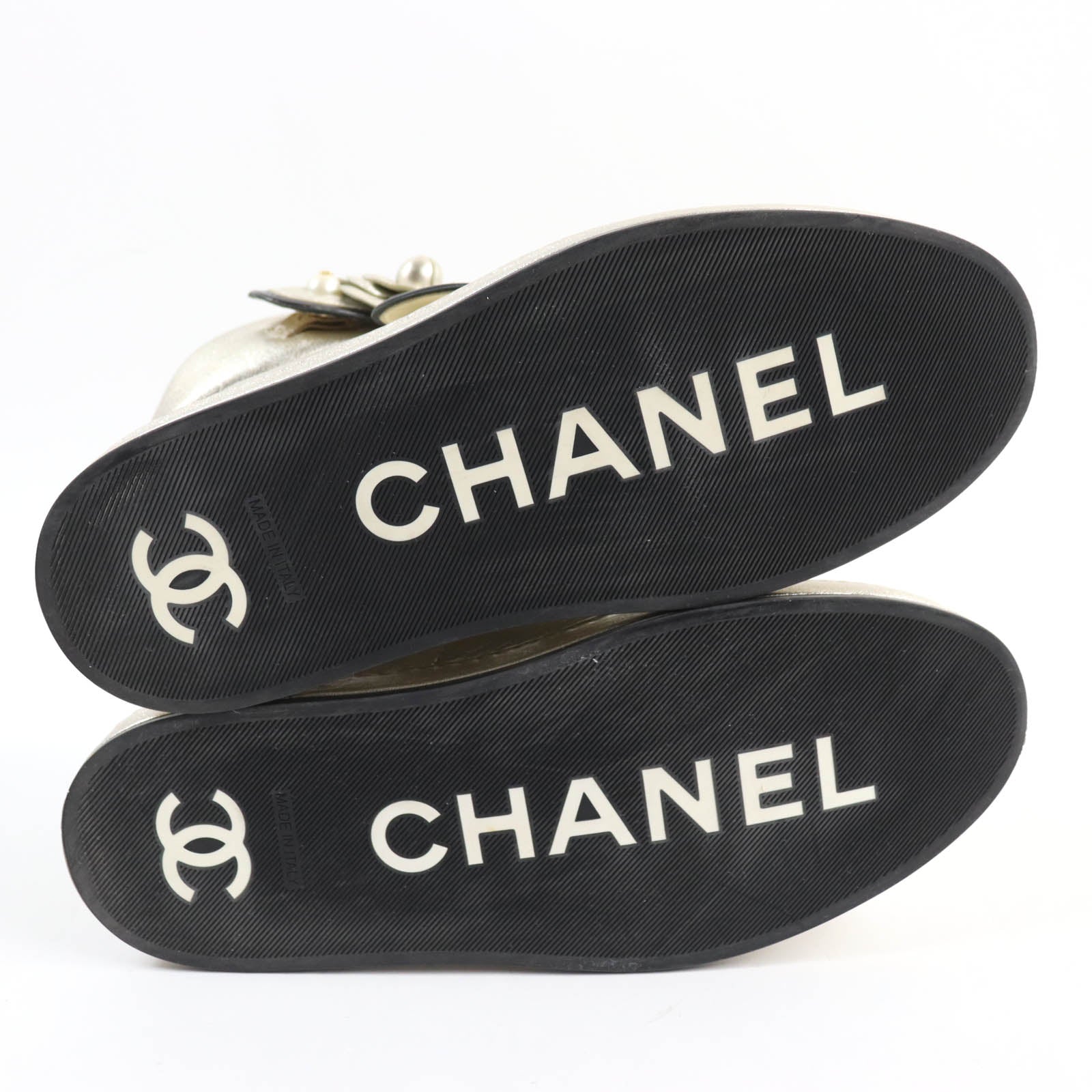 CHANEL ハイカットスニーカー