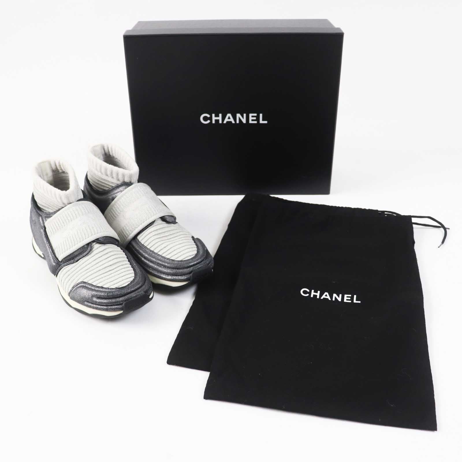 CHANEL スニーカー