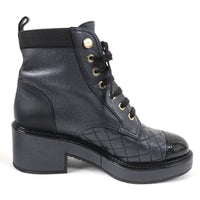 CHANEL アンクルブーツ