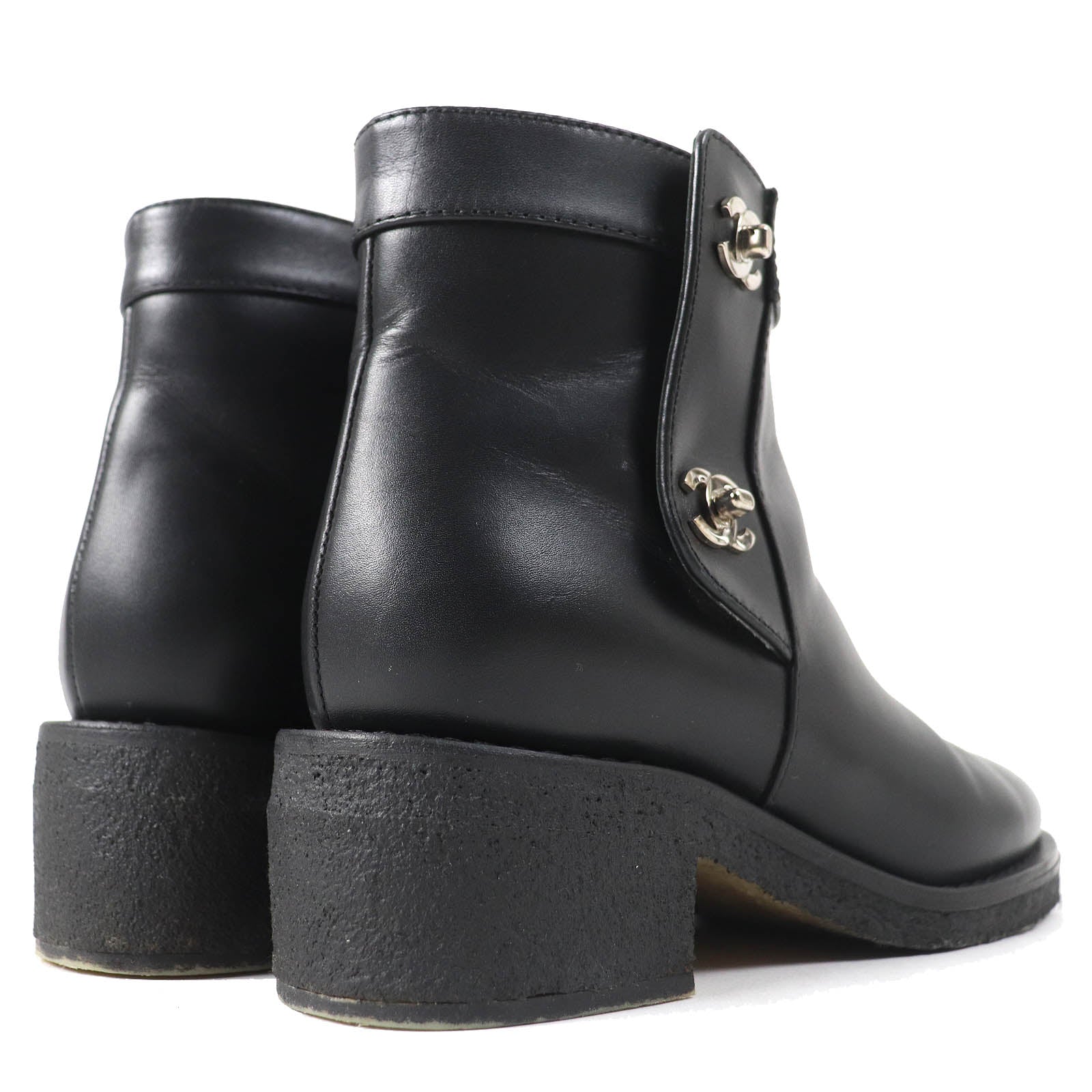 CHANEL ショートブーツ