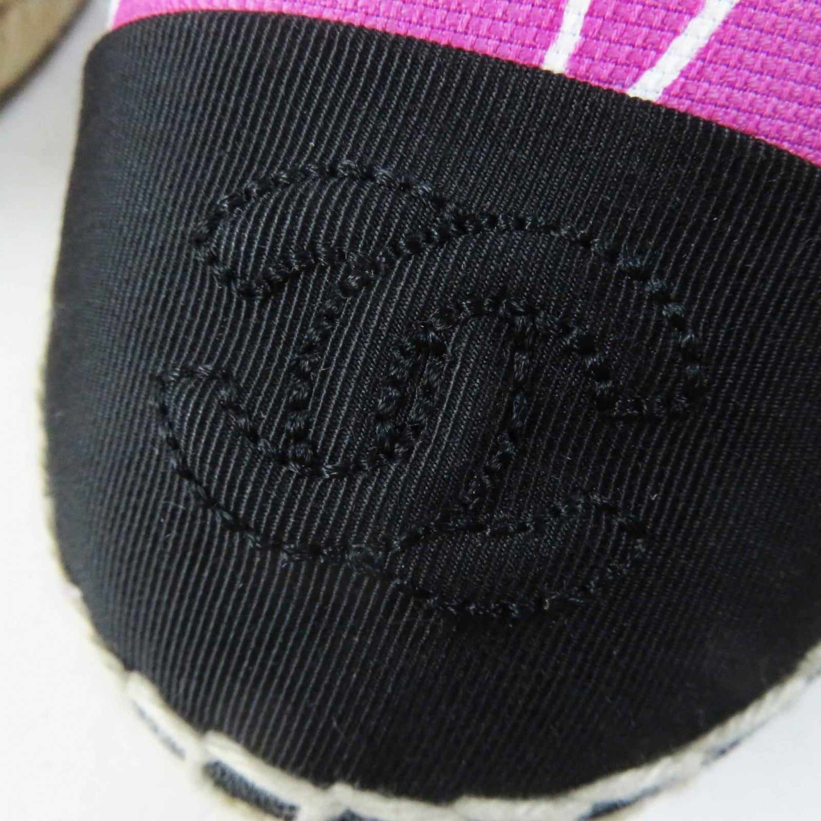 CHANEL スリッポン