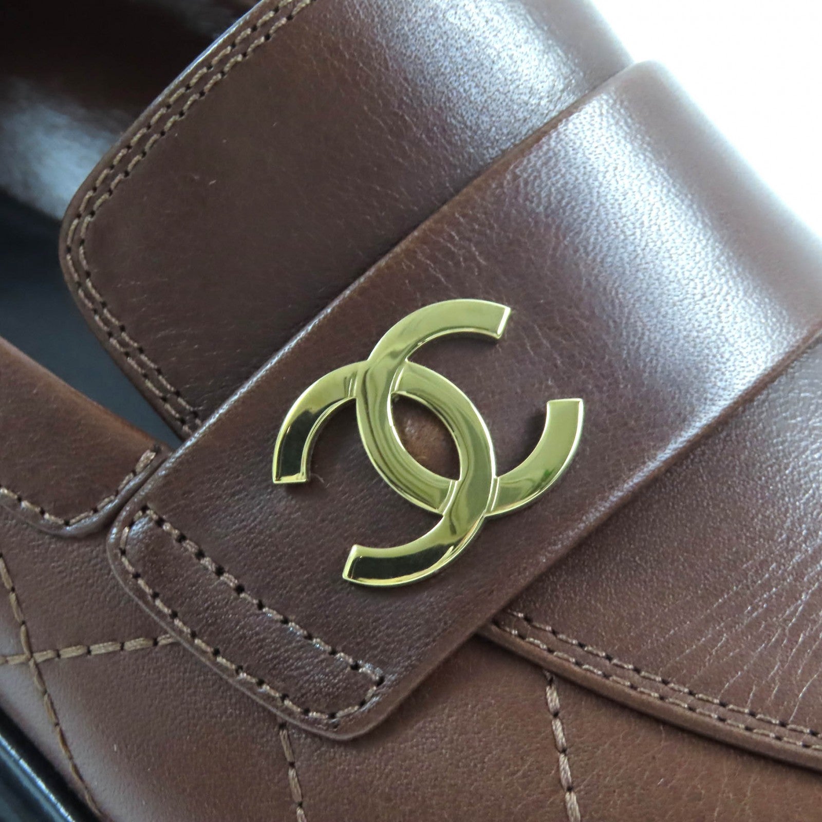 CHANEL ローファー