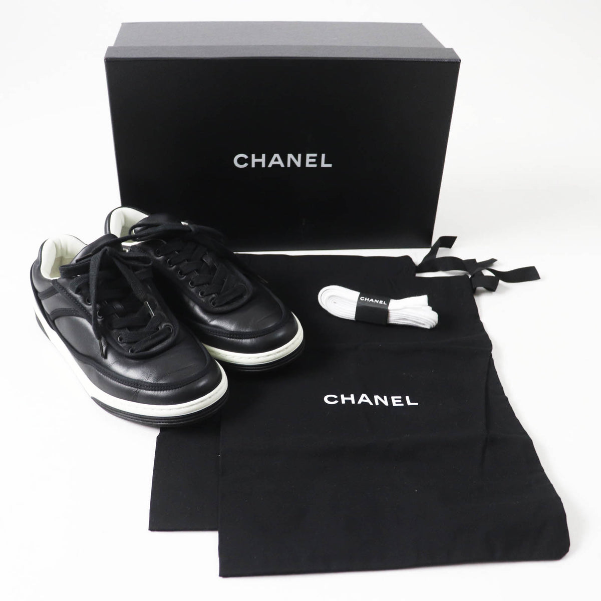 CHANEL スニーカー
