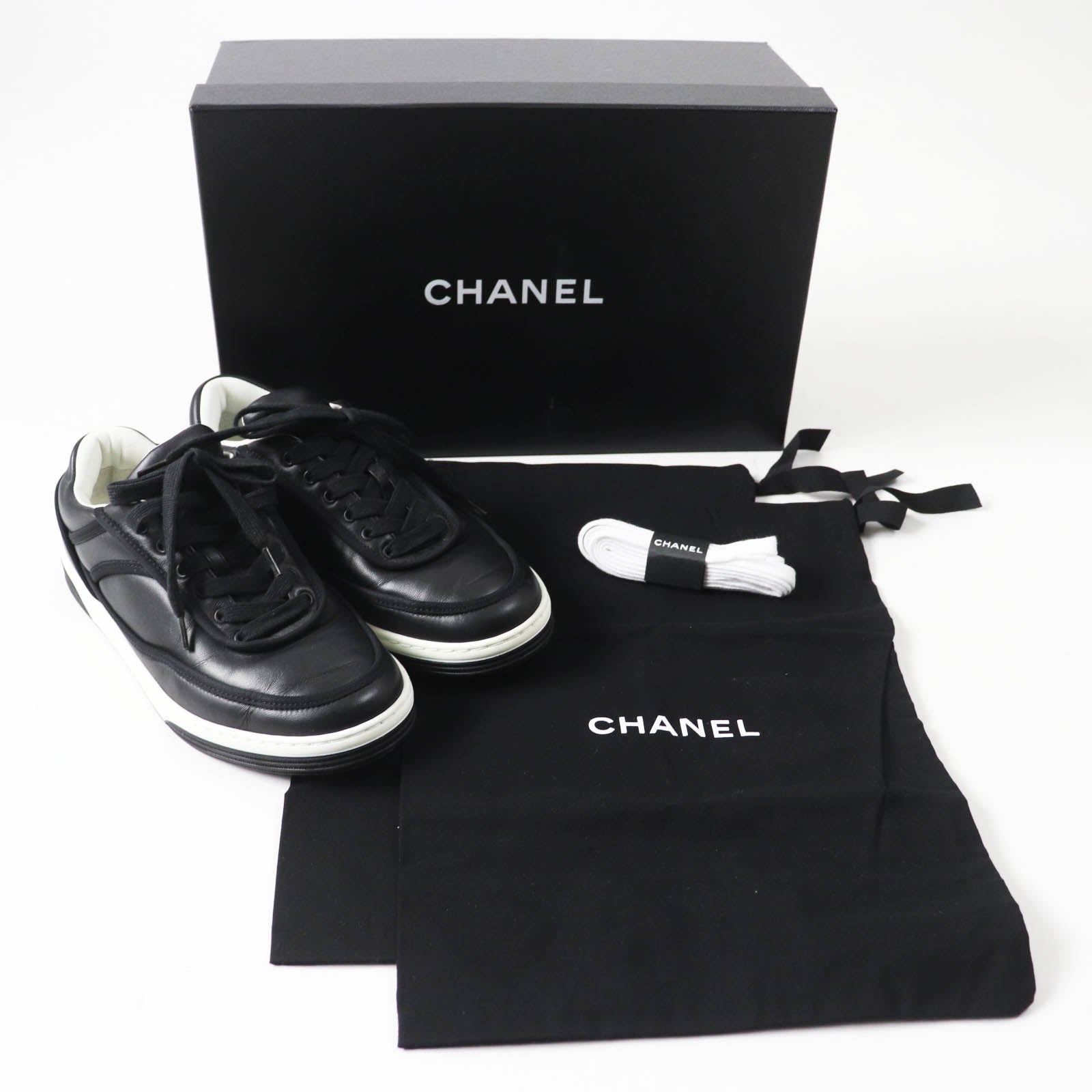 CHANEL スニーカー