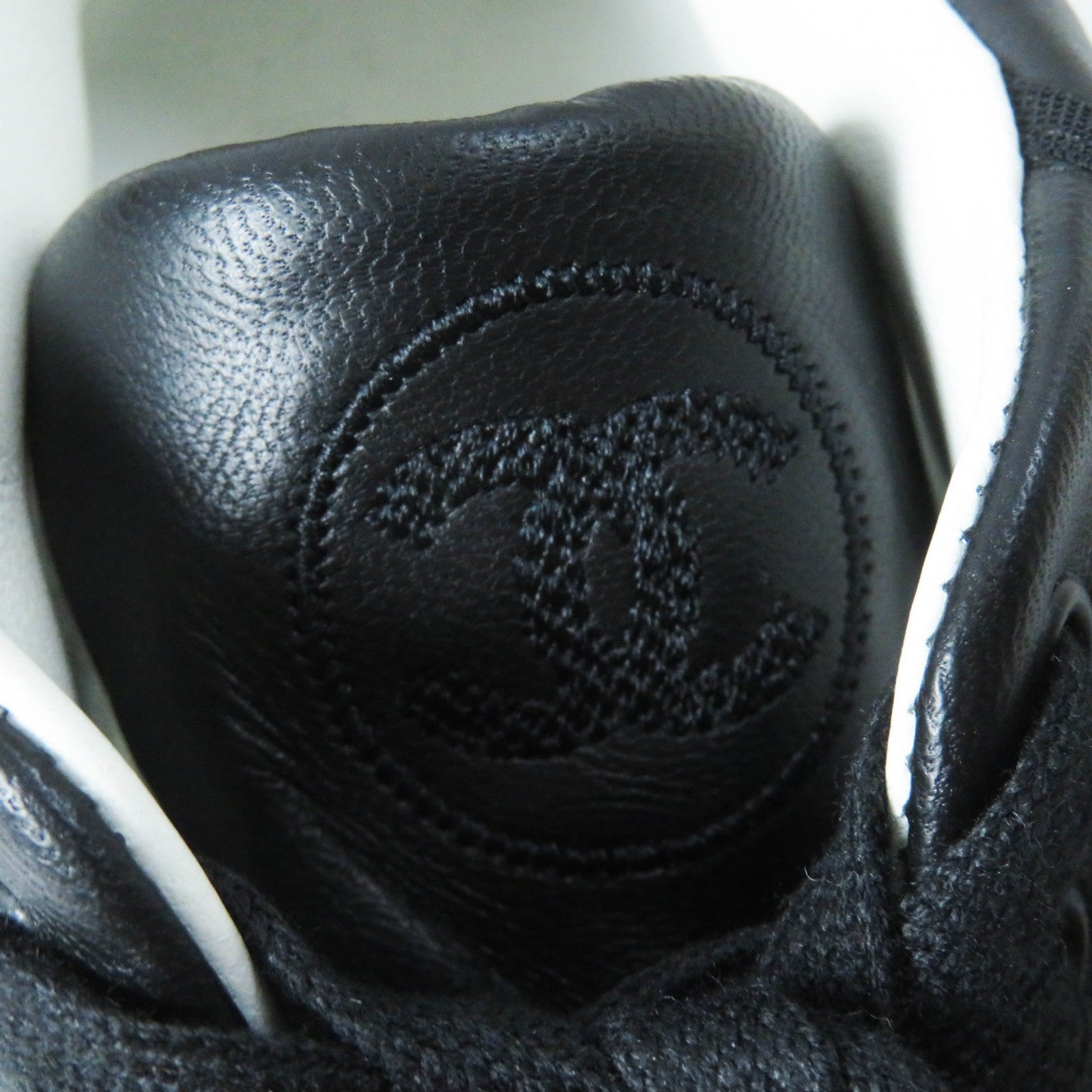 CHANEL スニーカー