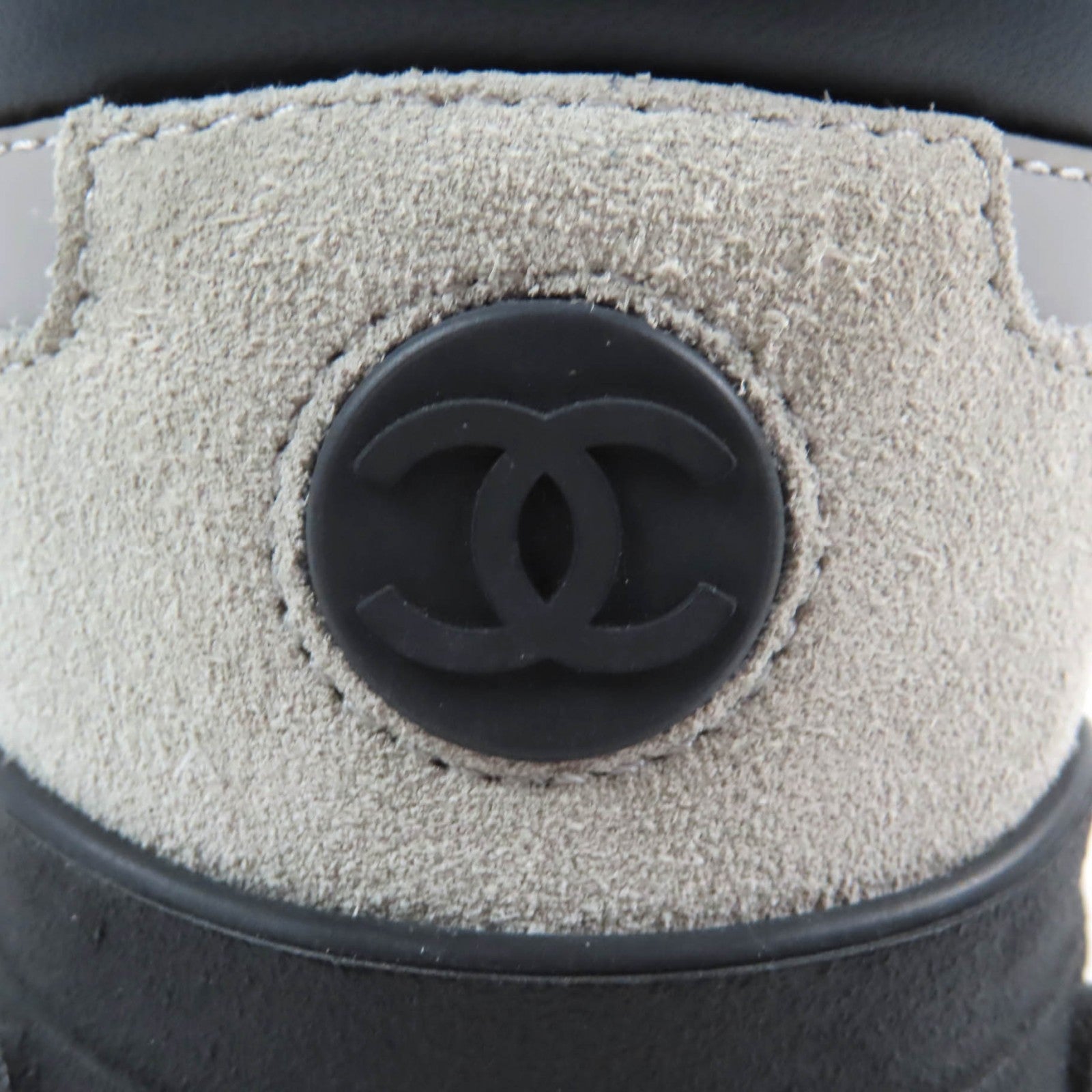 CHANEL ローカットスニーカー