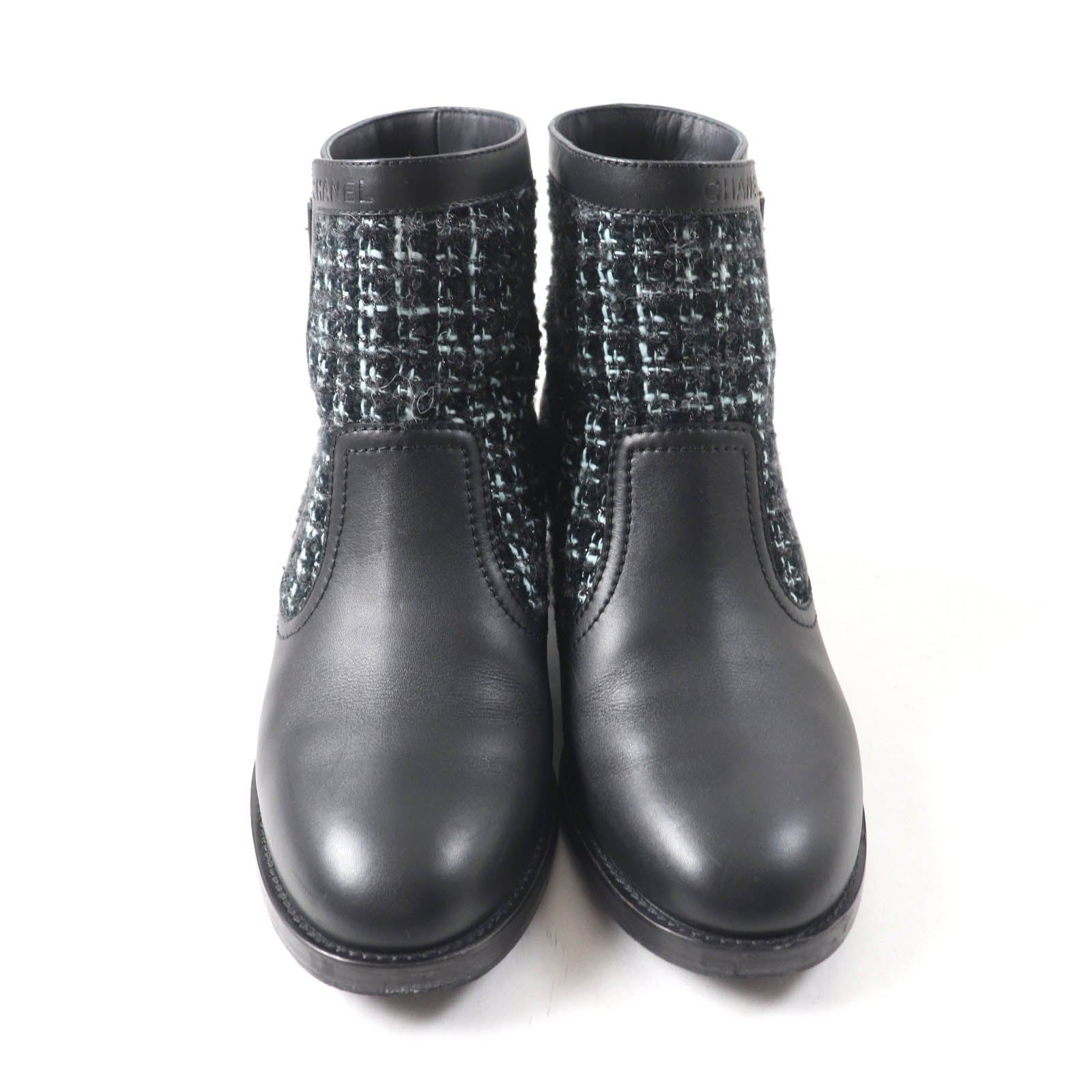CHANEL アンクルブーツ