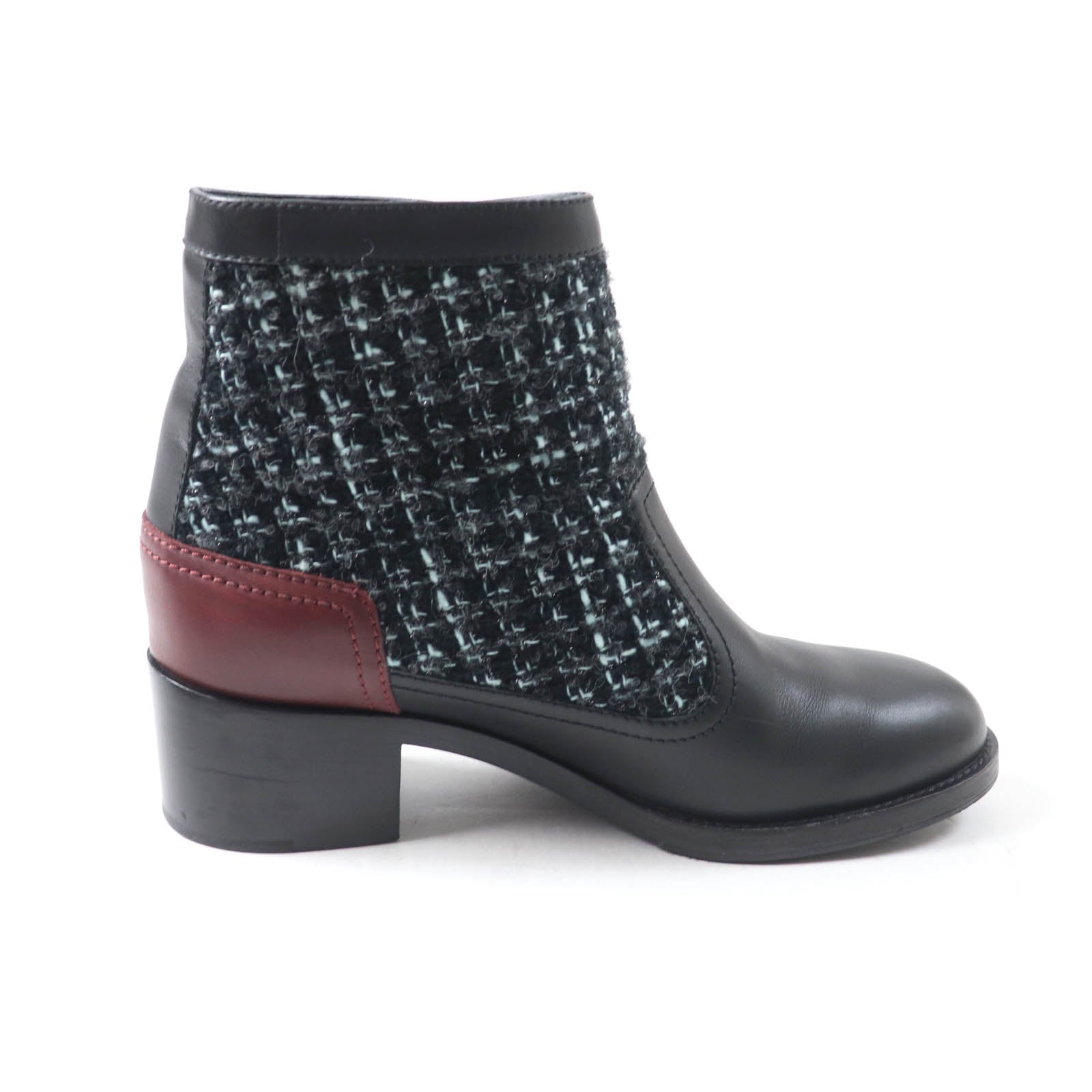 CHANEL アンクルブーツ