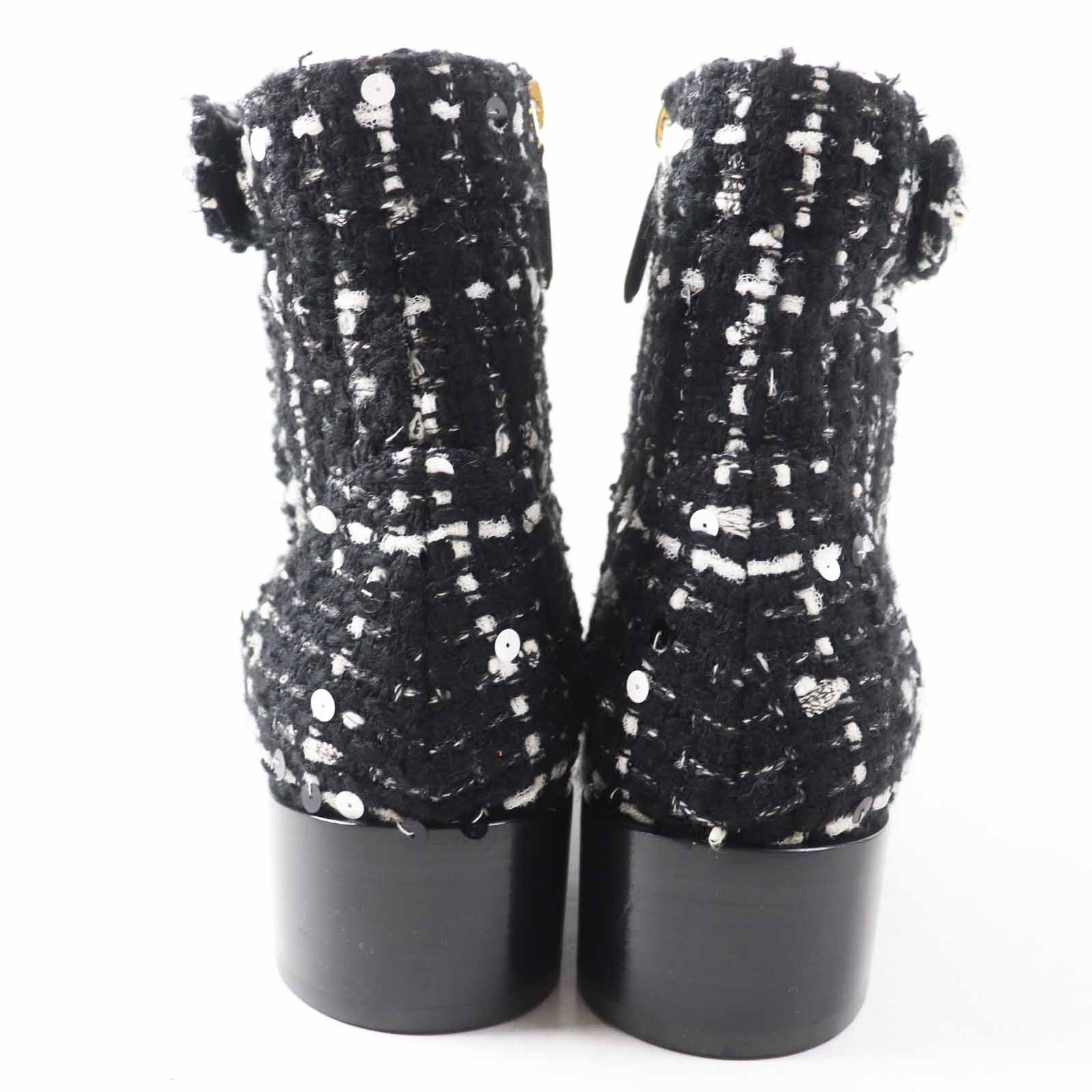 CHANEL ショートブーツ